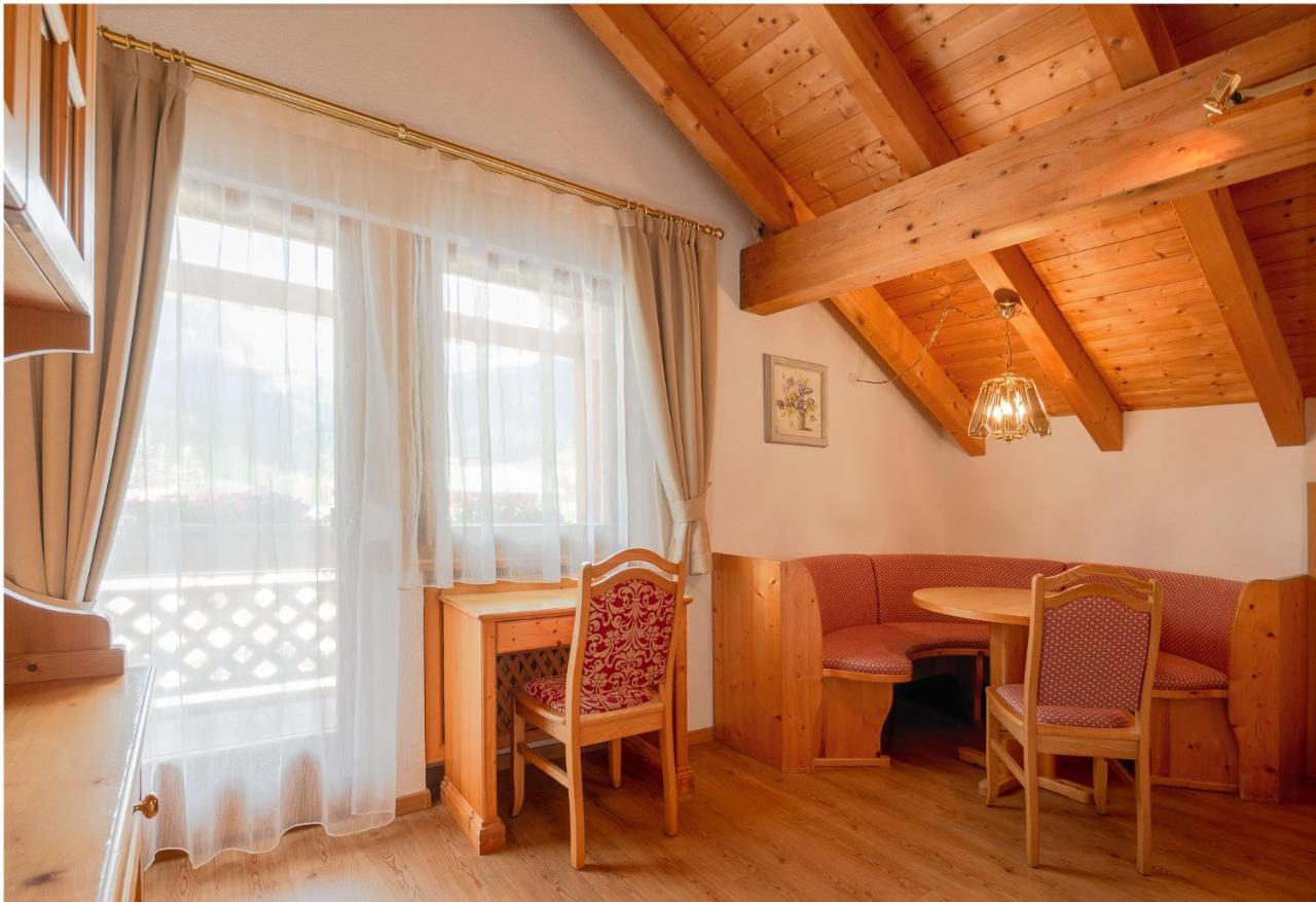 Hotel Villa Eden Corvara In Badia Dış mekan fotoğraf